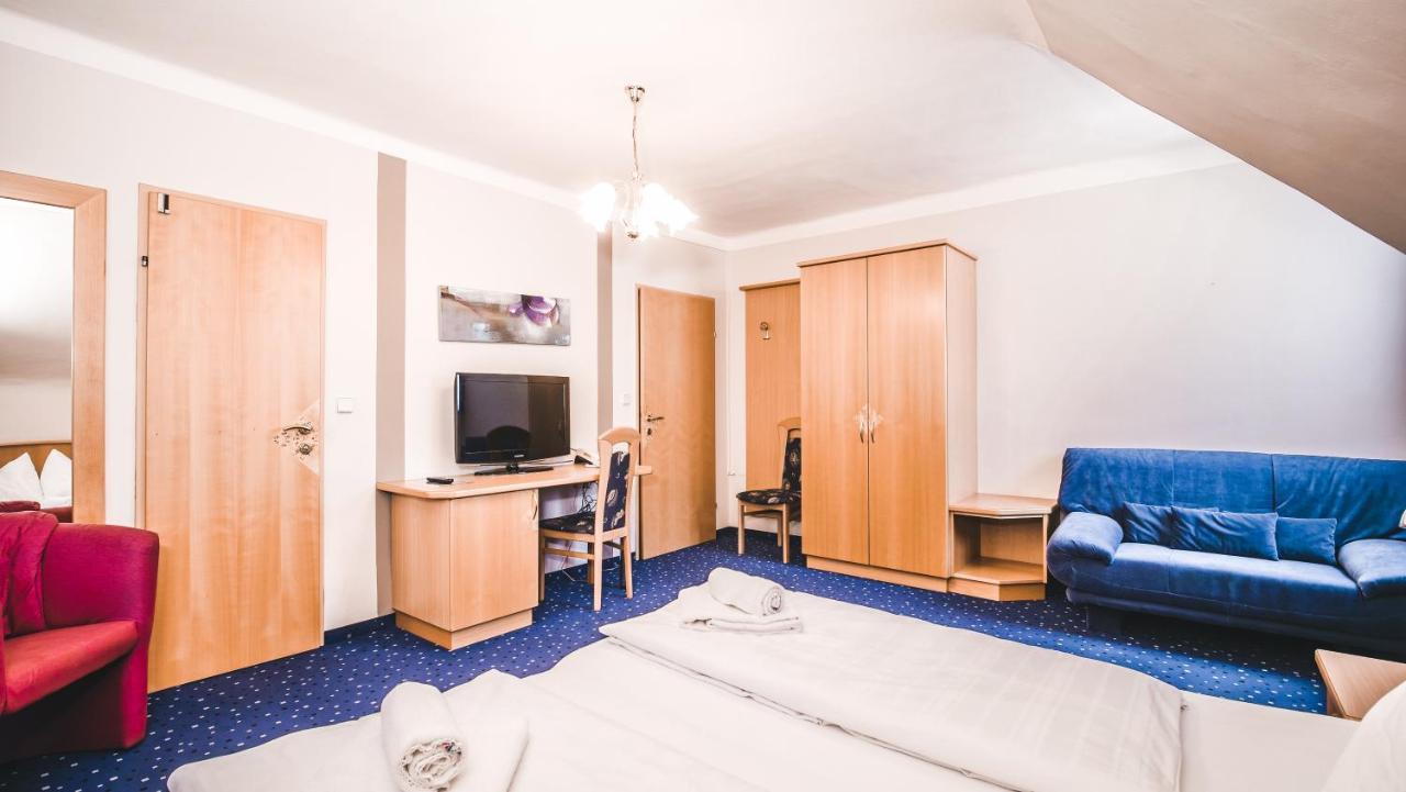 Hotel Karntnerhof Velden By S4Y Velden am Wörthersee Buitenkant foto