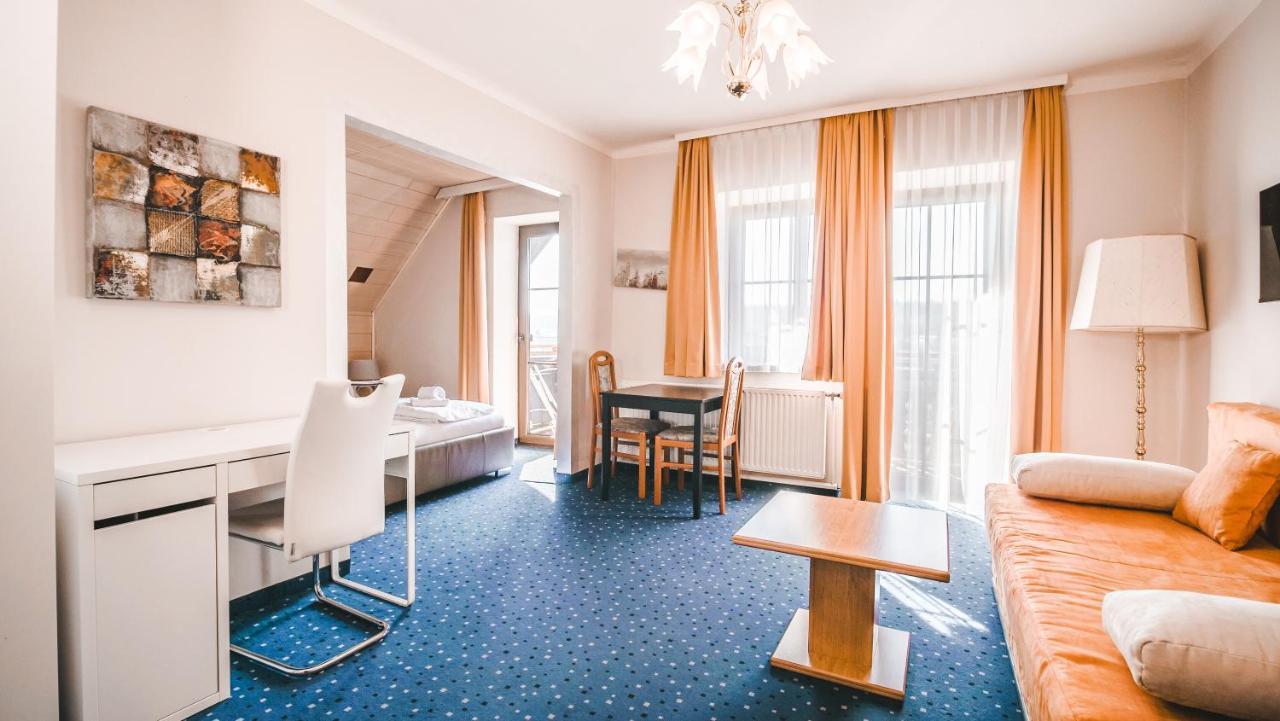 Hotel Karntnerhof Velden By S4Y Velden am Wörthersee Buitenkant foto